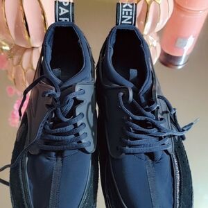 Men's Black Sneakers